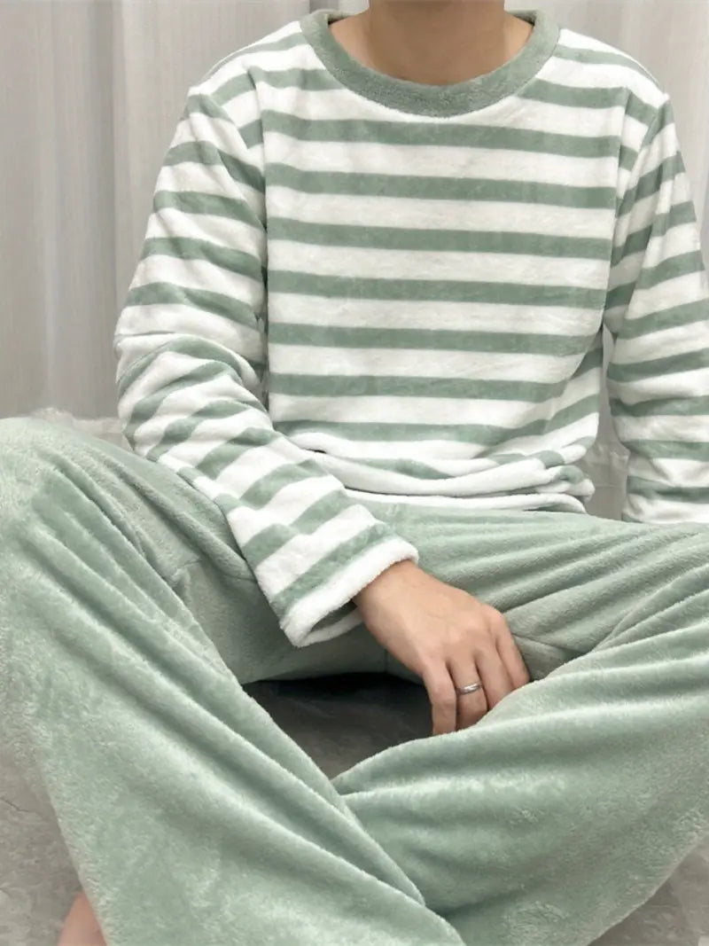 Elmo - Weiches und bequemes gestreiftes Nachtwäsche-Set