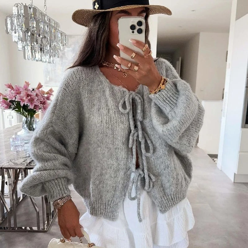 Strick-Cardigan mit Schleifen | Femininer Chic | Kuscheliger Komfort