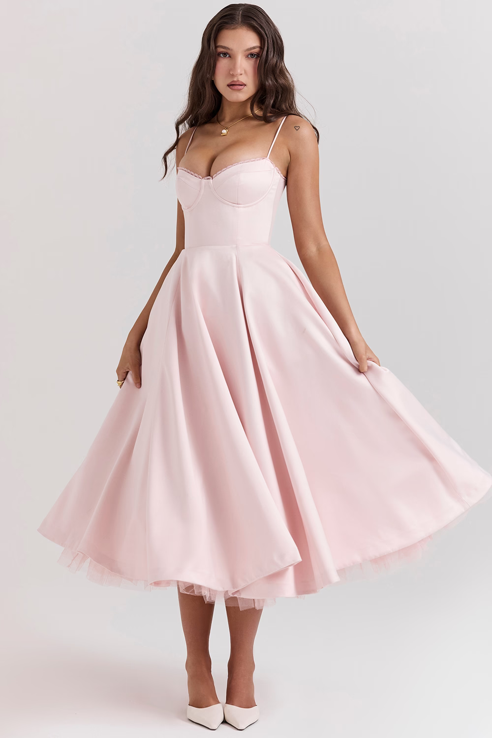 Elegantes Midikleid | Feminine Silhouette | Zeitlose Eleganz