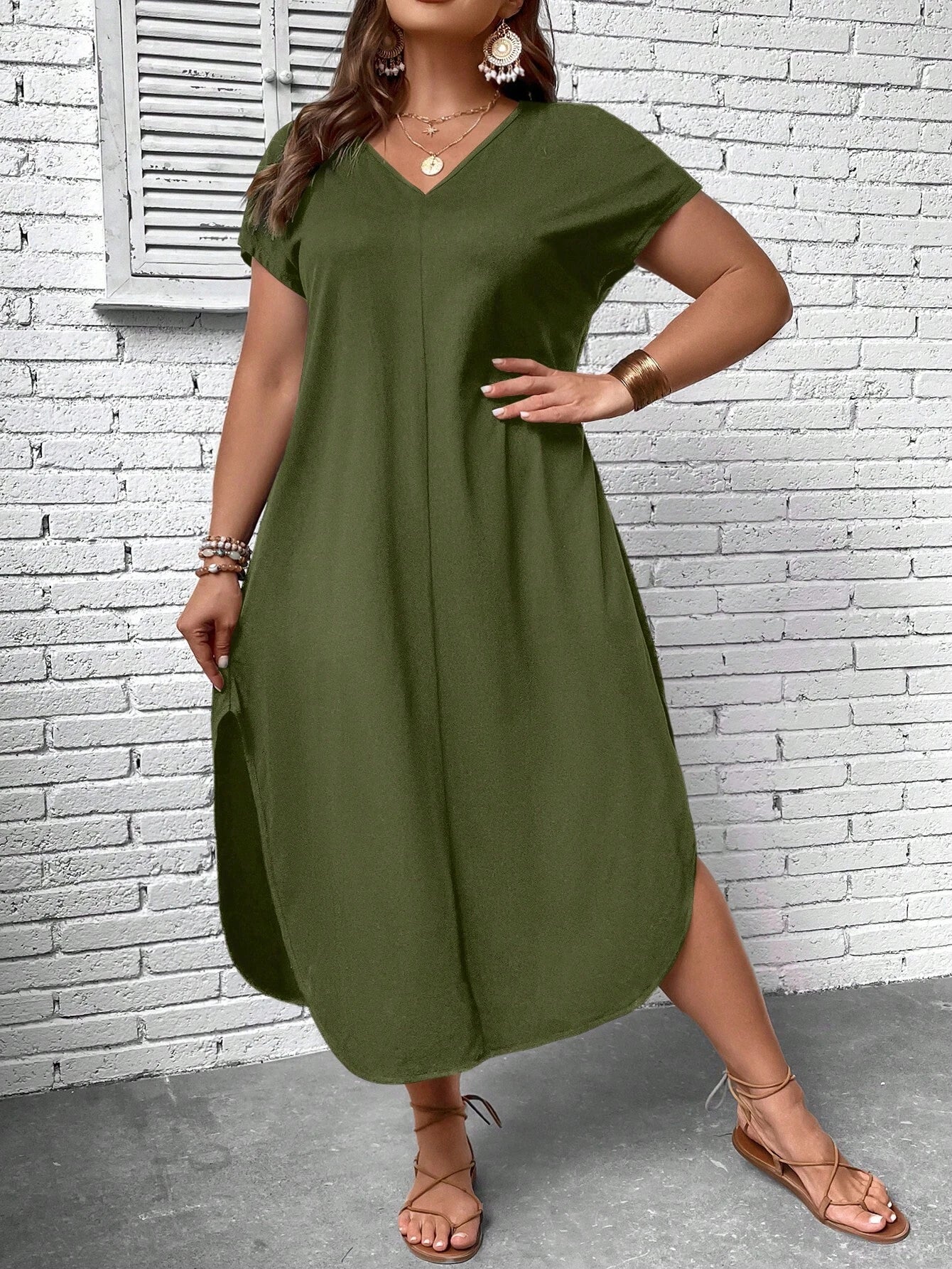 Maxikleid mit V-Ausschnitt | Luftig & Elegant | Sommerlicher Look