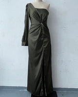 Helena - Elegantes One-Shoulder-Kleid mit Schlitz für Damen in Schwarz