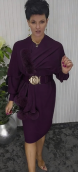Elsabeth | Schickes Midikleid mit dekorativem Gürtel in Lila