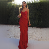Antonija - Edles und stilvolles Frauenkleid in Rot