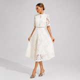 Hallie - Trendiges Midikleid in Weiß