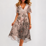 Luella - Fließendes Midikleid mit V-Ausschnitt in Beige