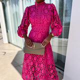 Daleyza - Stilvolles und modernes Midikleid in Rot / Rosa