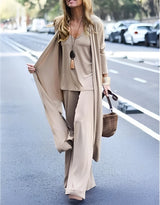 Evie - Stilvolles, locker sitzendes dreiteiliges Set für Damen in Khaki