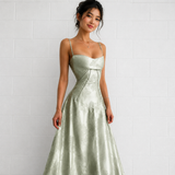 Sandra - Schickes Enganliegendes Maxikleid in Grün