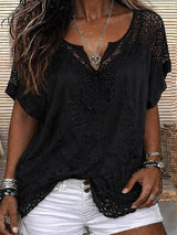 Jennie | Boho-Bluse mit V-Ausschnitt und Stickerei in Schwarz