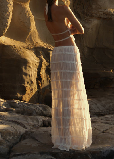 Transparentes Zweiteiler-Set | Halterneck-Top & Maxirock | Luftige Eleganz