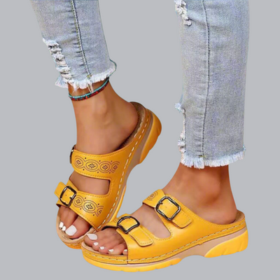 Christa™ | Keilsandalen