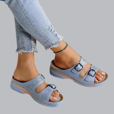 Christa™ | Keilsandalen