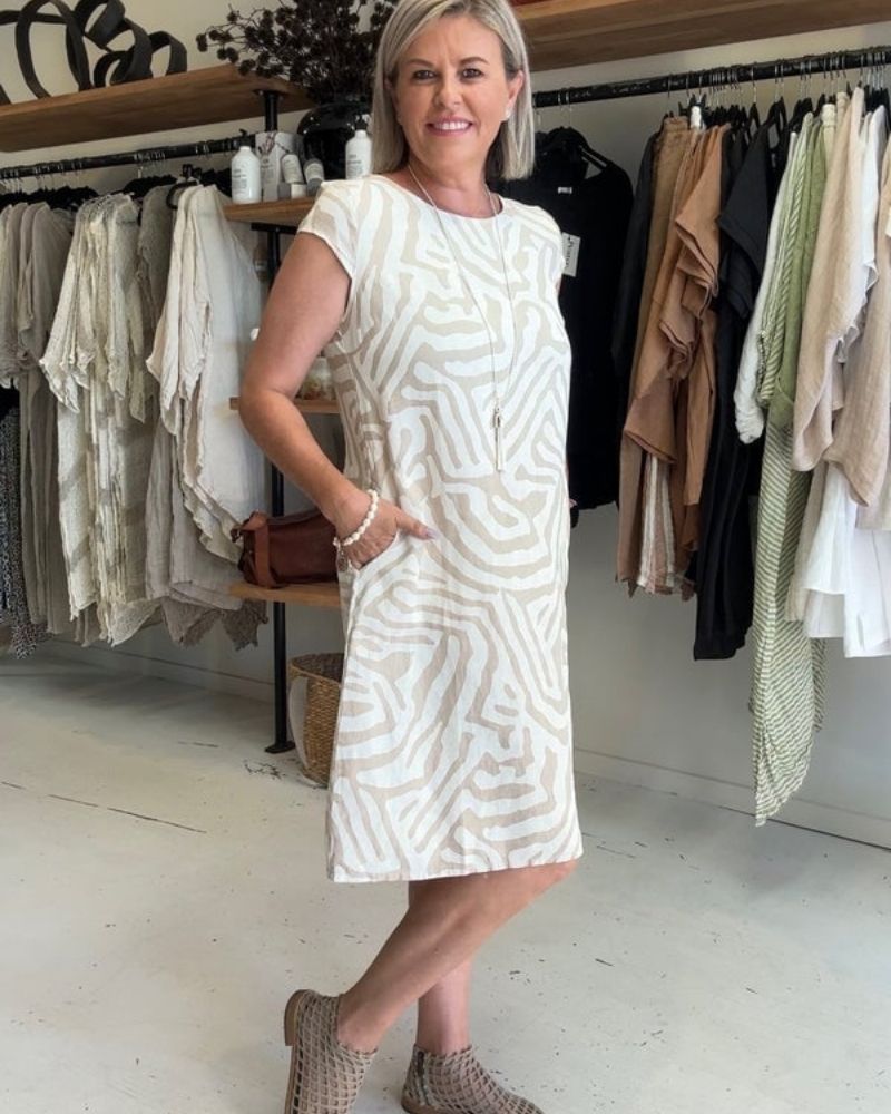 Nelia | Sommerkleid mit Rundhalsausschnitt und schönem Print