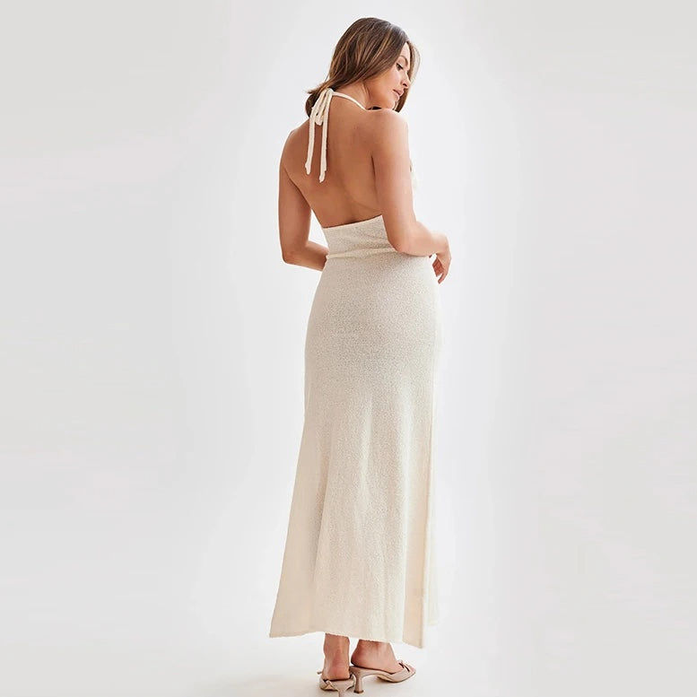 Halterneck-Maxikleid mit Blumendetails | Eleganz und Raffinesse | Hoher Schlitz