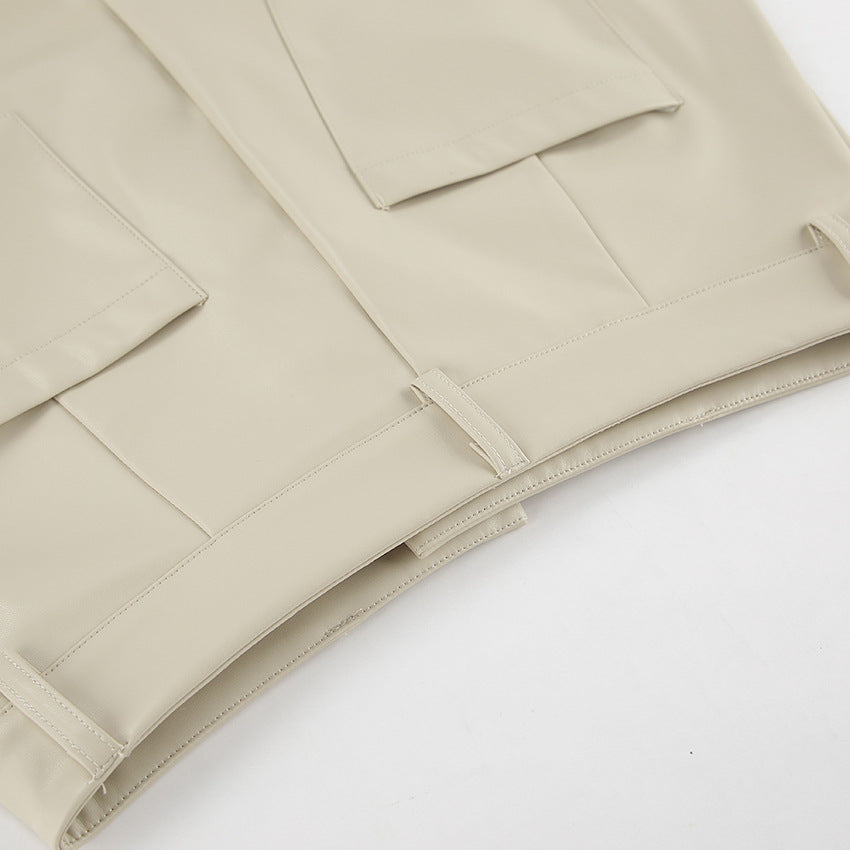 Krystal | High Waist Rock aus Kunstleder mit elegantem Schlitz