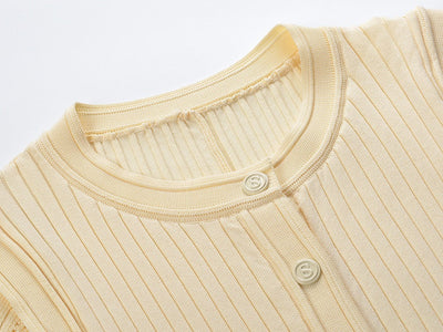 Knopf-Detail-Midikleid | Eleganz und Komfort | Femininer Schnitt