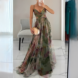 Lucinda - Elegantes und fließendes Maxikleid in Grün