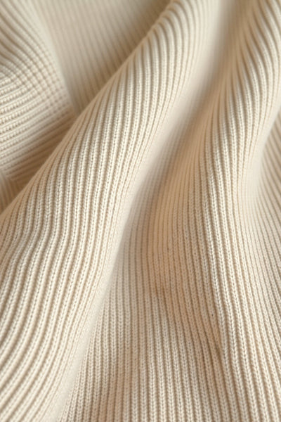 Strickpullover mit Reißverschlusskragen – Stilvoll & Bequem