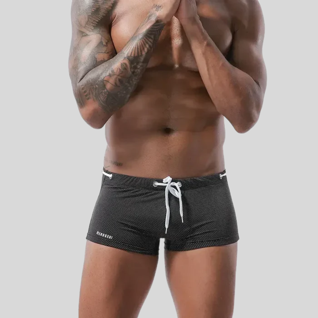 Sandro  | Der eng anliegende Badeanzug für einen sicheren und stilvollen Sommer