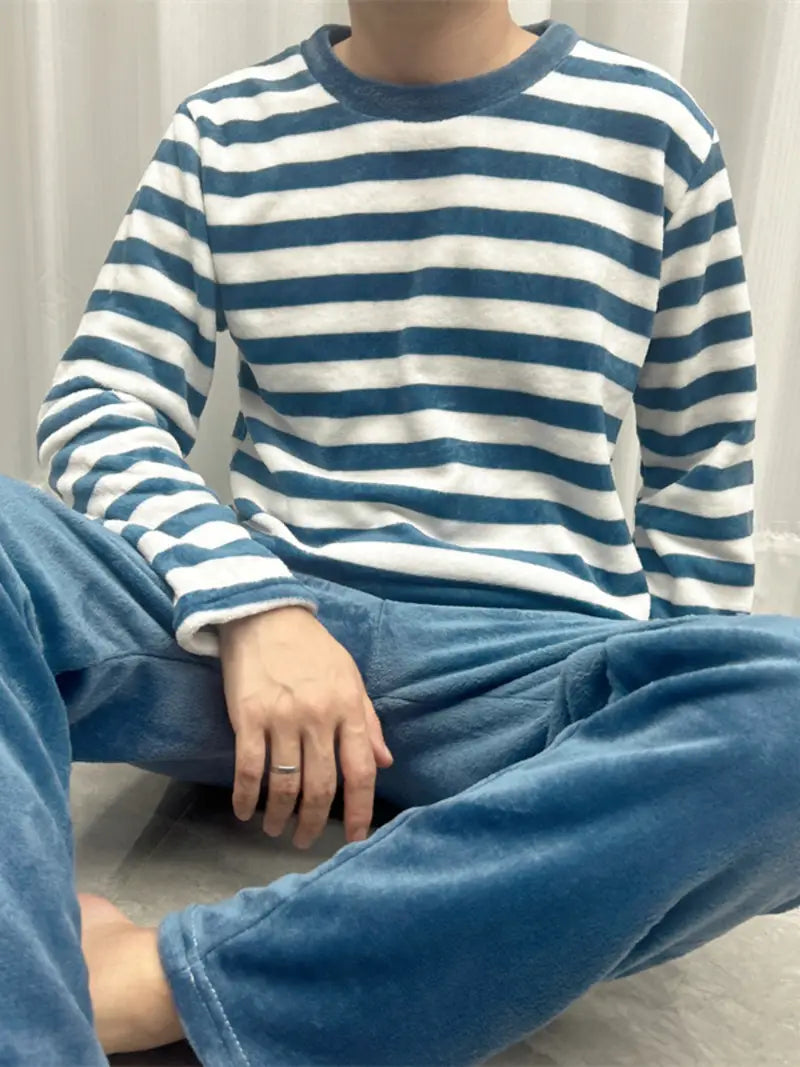 Elmo - Weiches und bequemes gestreiftes Nachtwäsche-Set