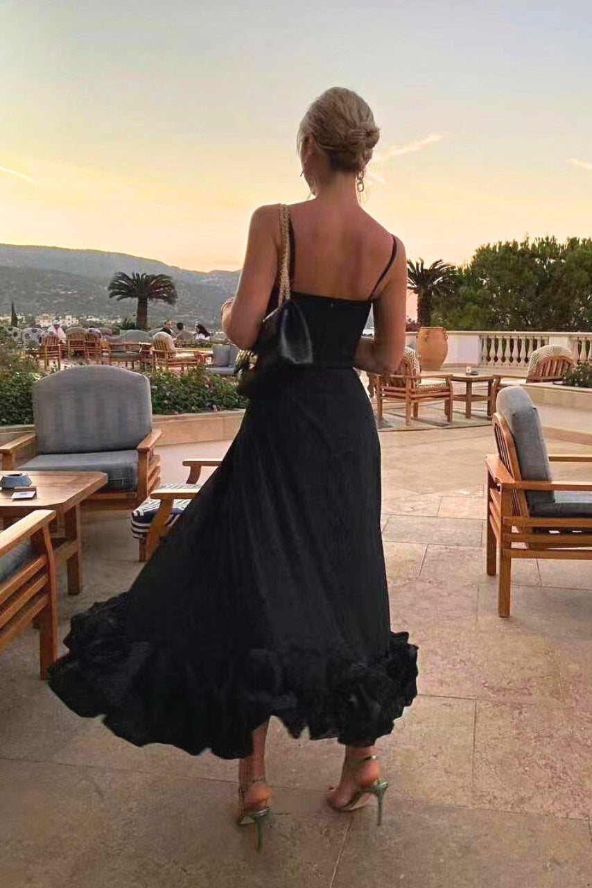 Celine | Festliches Damenkleid für Hochzeitsgäste in Fließendem Design