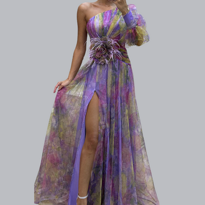 Amira™ | Asymmetrisches Tüllkleid mit floraler Applikation