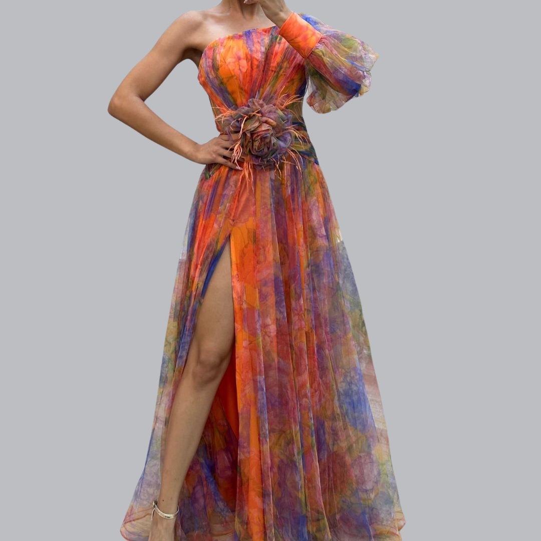 Amira™ | Asymmetrisches Tüllkleid mit floraler Applikation