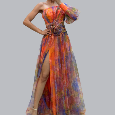 Amira™ | Asymmetrisches Tüllkleid mit floraler Applikation