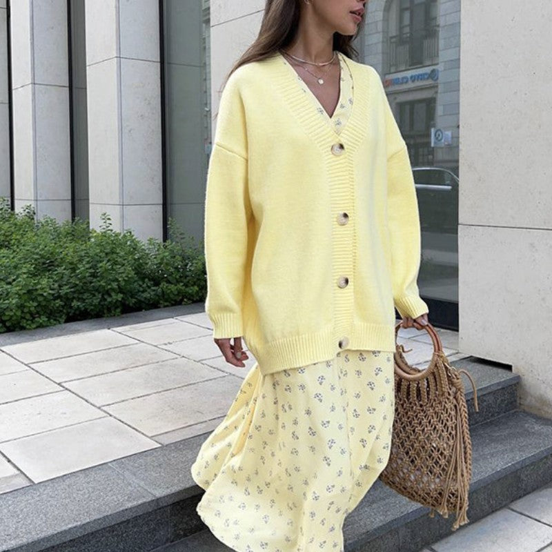 Oversize-Strickcardigan mit Knopfleiste | Zeitlose Gemütlichkeit | Vielseitiger Stil