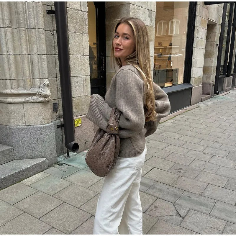 Elma | Klassische gestrickte Damenstrickjacke