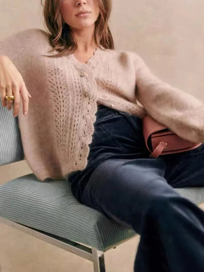 Feinstrick-Cardigan mit Wellensaum | Feminine Eleganz | Zartes Design