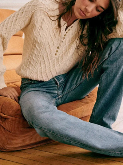 Strickpullover mit Zopfmuster | Klassisch und Zeitlos | Knopfdetails