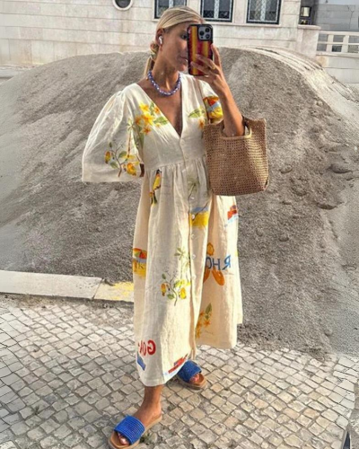 Alina | Übergroßes V-Ausschnitt Damenkleid für Sommer Eleganz