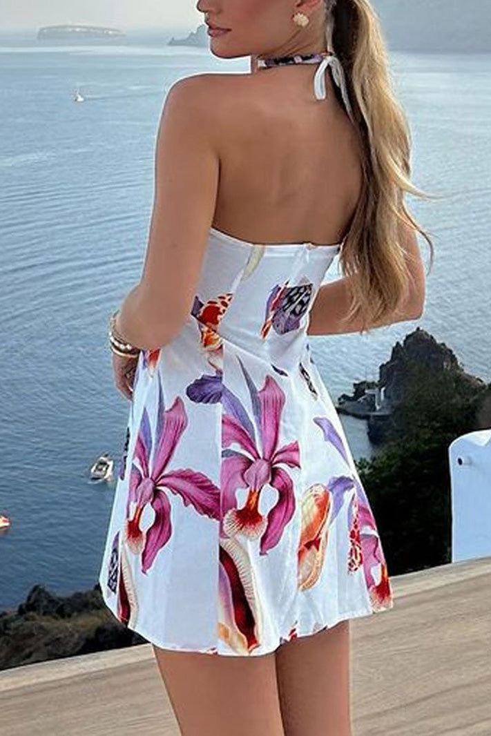 Sommerliches Neckholder-Minikleid | Luftige Eleganz | Maritimer Charme