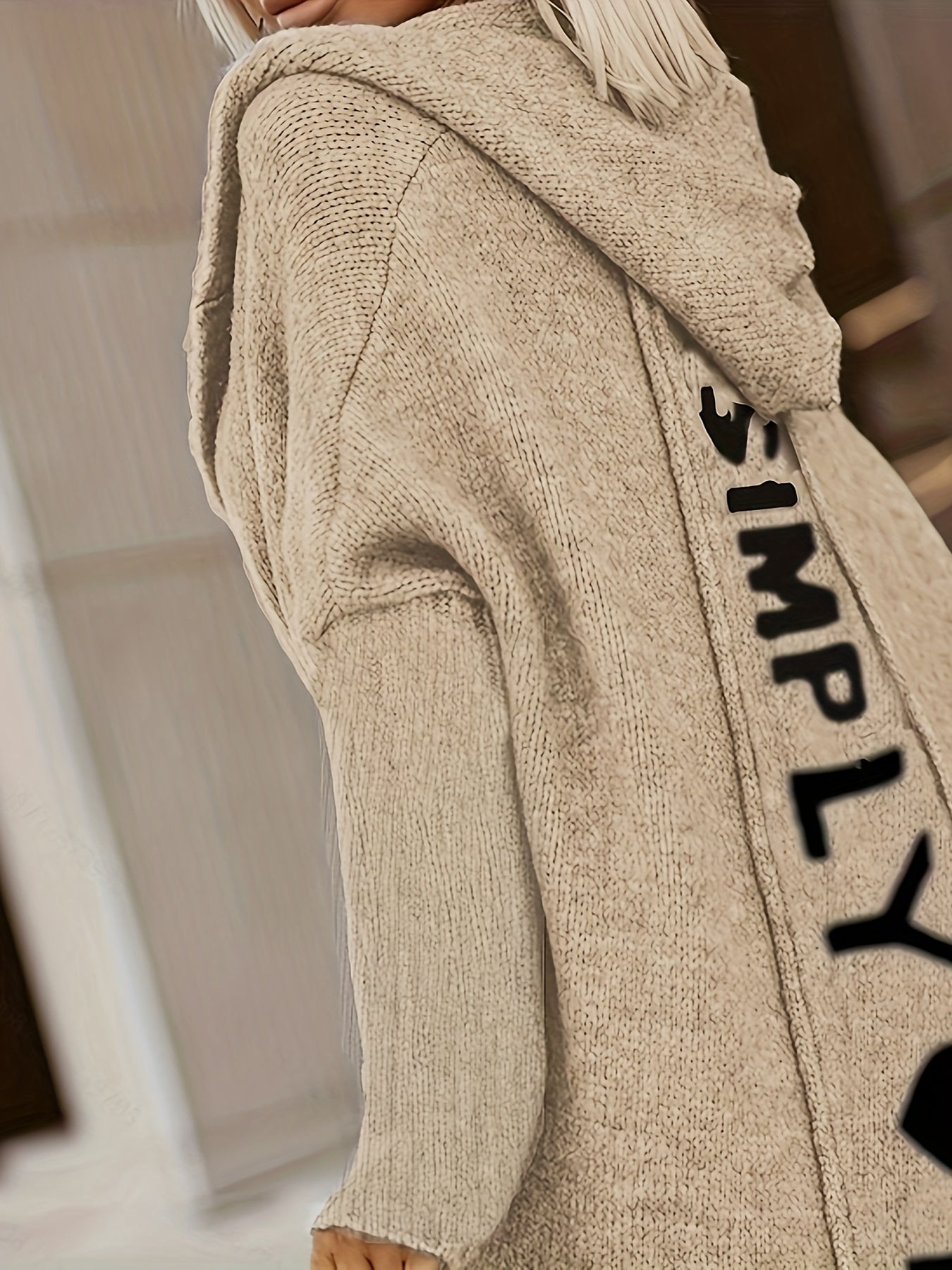 Langer Cardigan | Lässiger Schnitt | Statement-Print