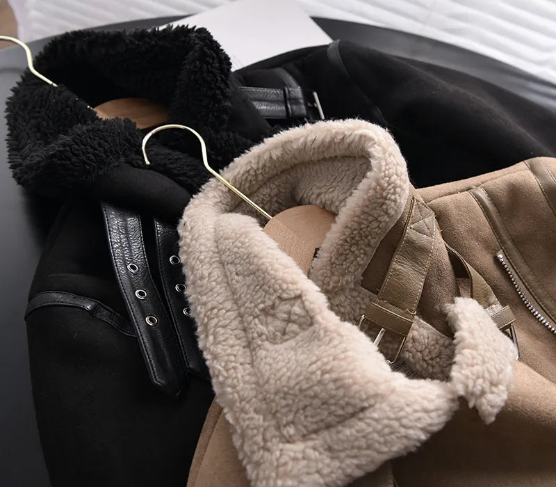 50% Rabatt | Ottilie™ | Damenmantel aus Wildleder mit Fleecefutter und Taillengürtel