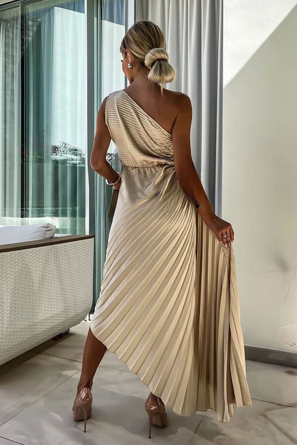 Heidi-Mode | Romantische Nächte Satin Erhabenes Blumen Elastisches Cutout Ein-Schulter Plissee Maxi Kleid