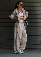 Damen Neutralfarbiges Lockeres Trainingsanzug Set – Lässiges Lounge Outfit in Aprikose