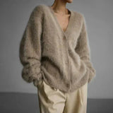 Amalia | Gemütliche Und Elegante Damen-Strickjacke in Beige