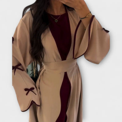 Jasmin - Schicker Cardigan und Kleid Duo mit Schleifenverzierung