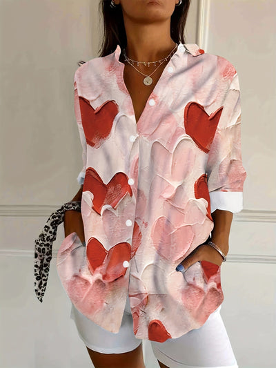 Stylische Hemdbluse | Herz-Print | Romantische Lässigkeit