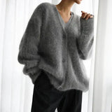 Amalia | Gemütliche Und Elegante Damen-Strickjacke in Dunkelgrau