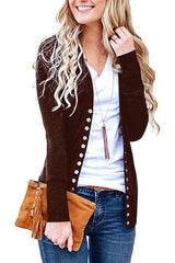 Damen nan Feinstrick-Cardigan mit dekorativen Metallknöpfen und schmaler Silhouette Drune in Dunkelbraun