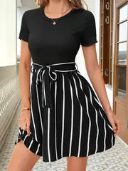 Edna | Neu Gestreiftes Patchwork-Kleid in A-Linie mit Kordelzug