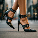Damen Gothic-Stil Nieten Schnallen High Heels – Auffällige Stiletto Schuhe in Schwarz