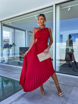 Frolinde | Elegantes Midikleid mit asymmetrischer Schulter in Rot