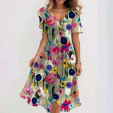 Connie – Elegantes Damen Wickelkleid in Floral