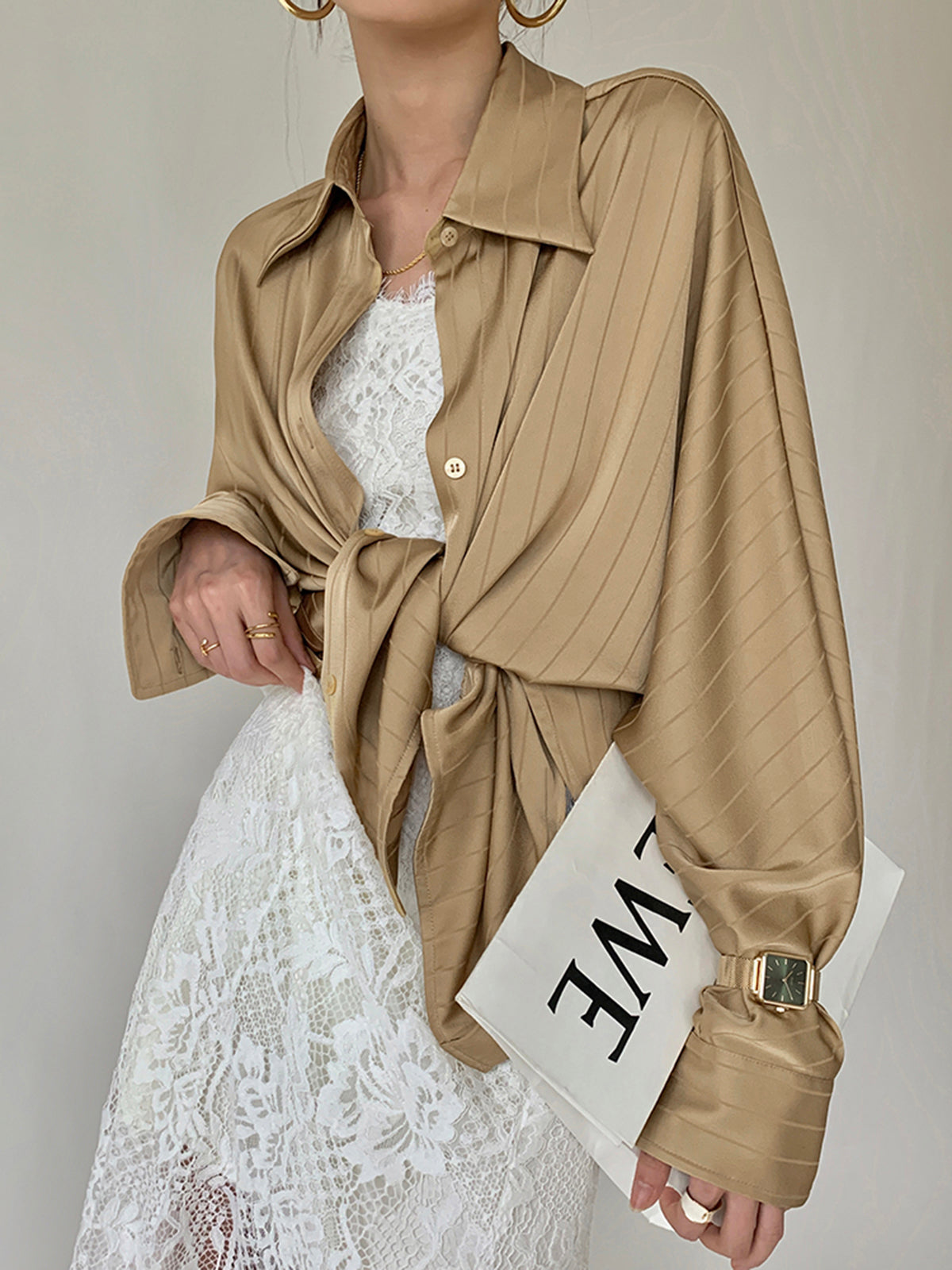 Satinhemd mit Streifen | Oversized-Look | Lässige Eleganz