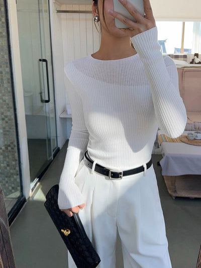 Gerippter Langarm-Pullover | Transparente Schulterpartie & Figurnahe Passform | Modern & Elegant