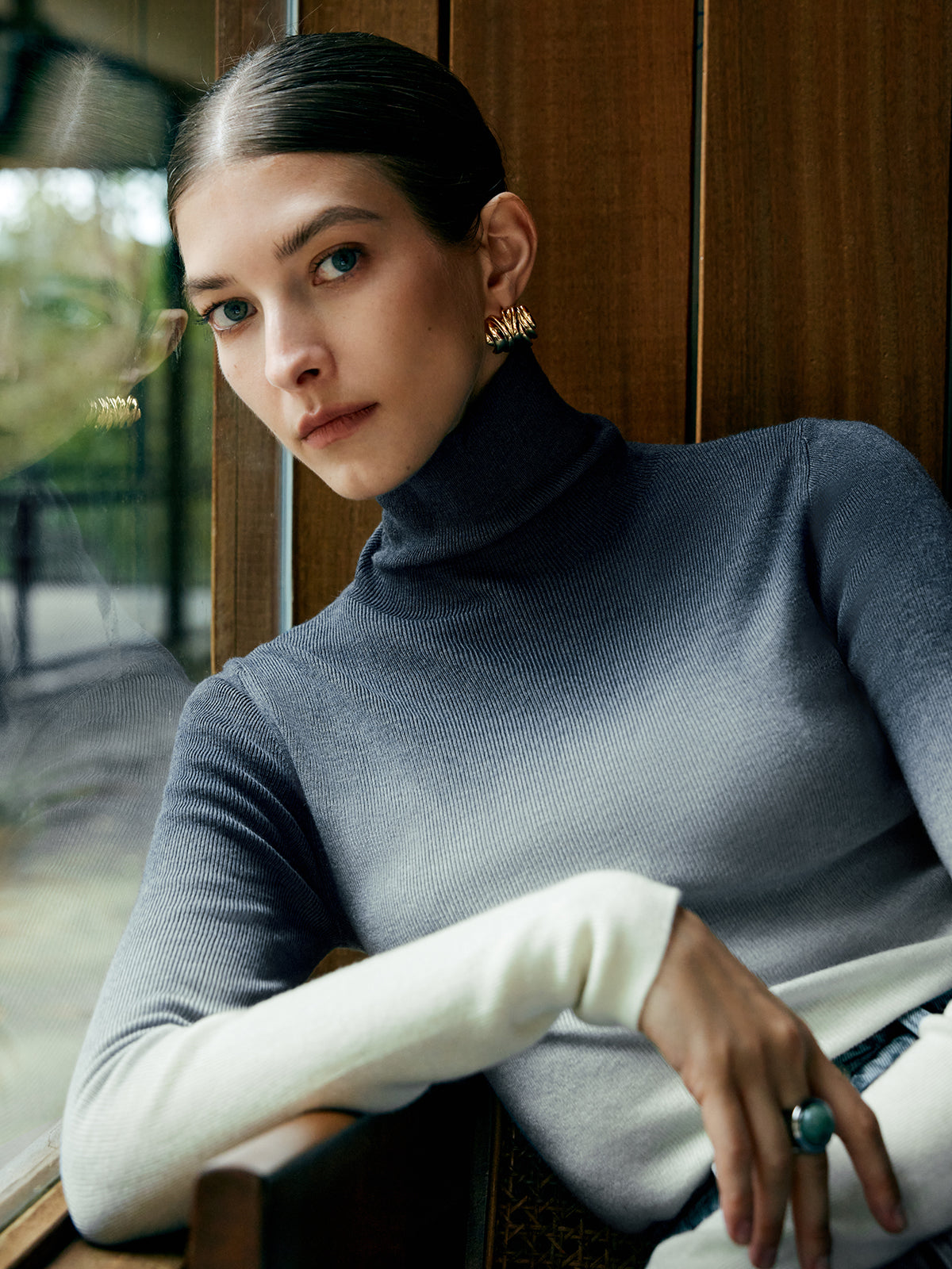 Ombre-Rollkragenpullover | Farbverlauf & Figurbetonte Passform | Modern & Elegant
